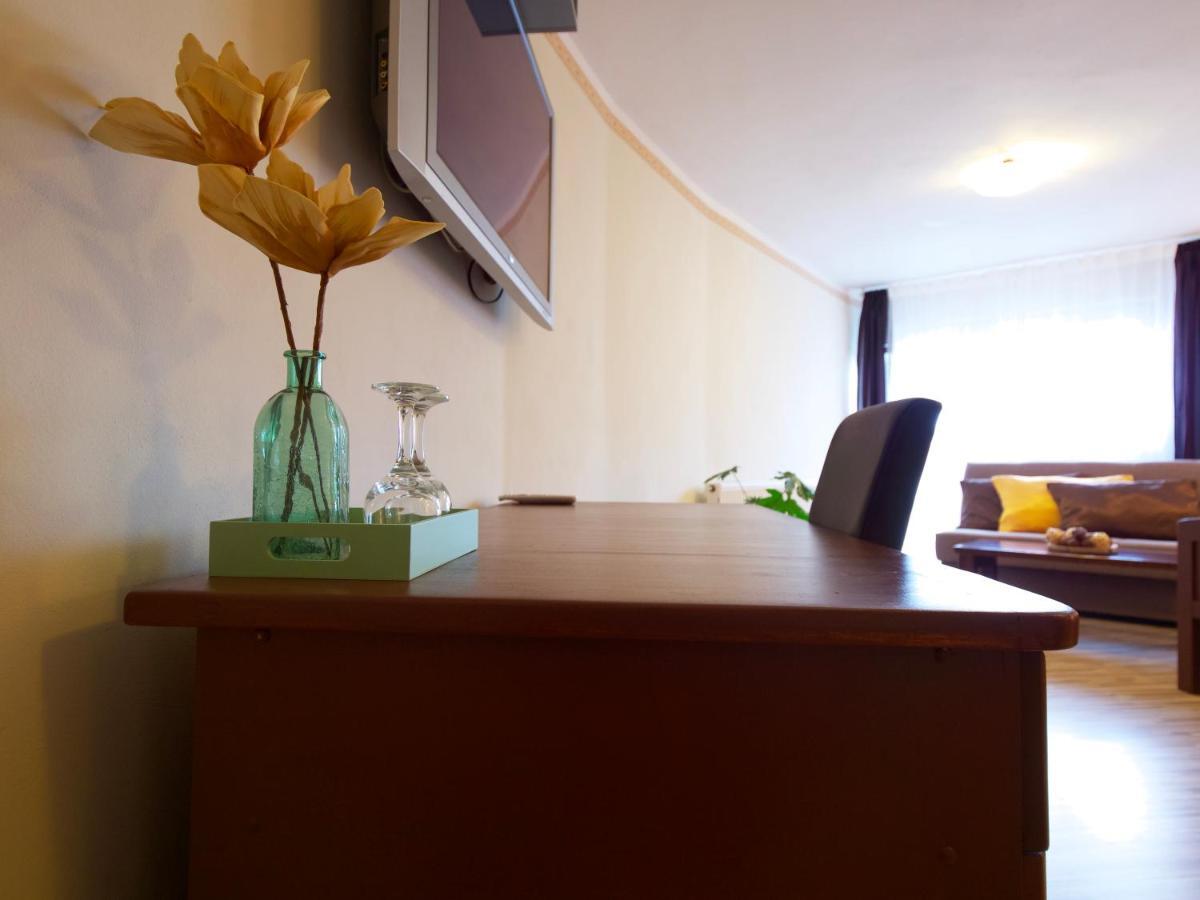 Zlaty Lev Hotel Свитави Екстериор снимка